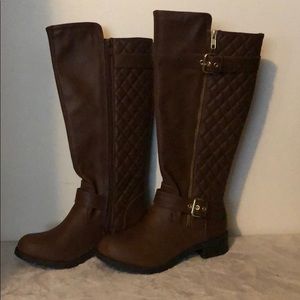 Shoe Dazzle Soda Brown Boots Size 7